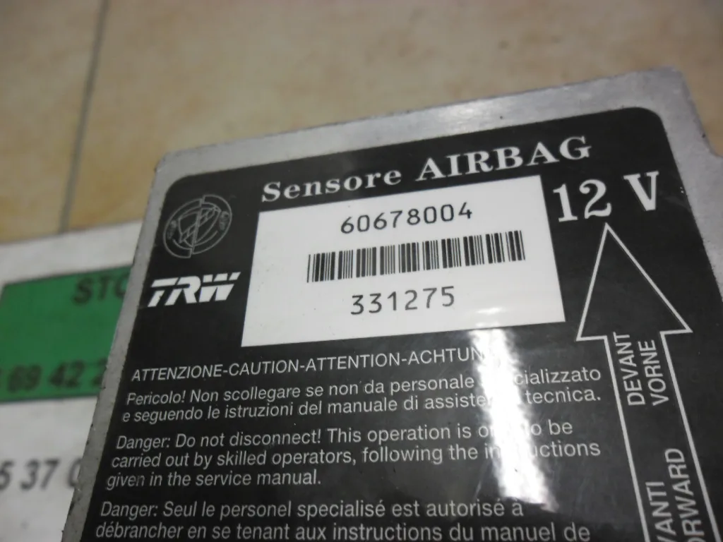 Boitier calculateur d'airbag Alfa 166 60678004 – Image 2