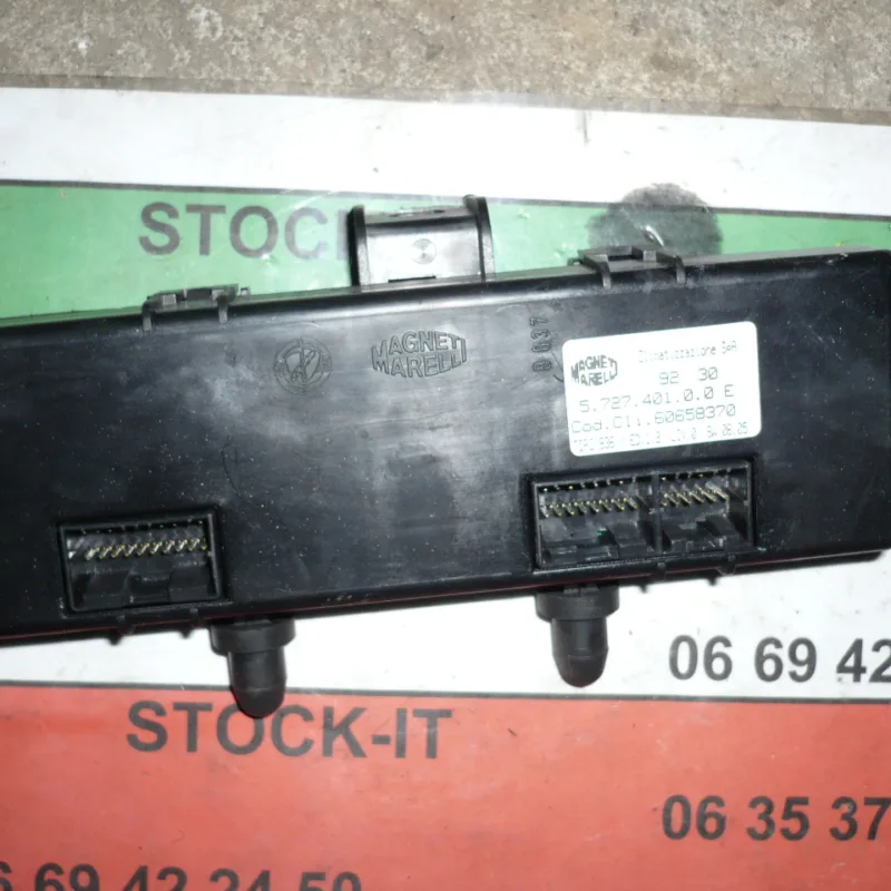 Boitier electro. clim 166