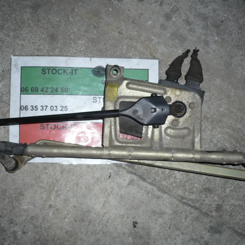 Moteur essuie glace 166