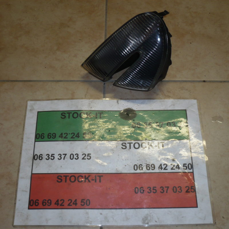 Clignotant pare choc avant 147 Ph1 Gauche