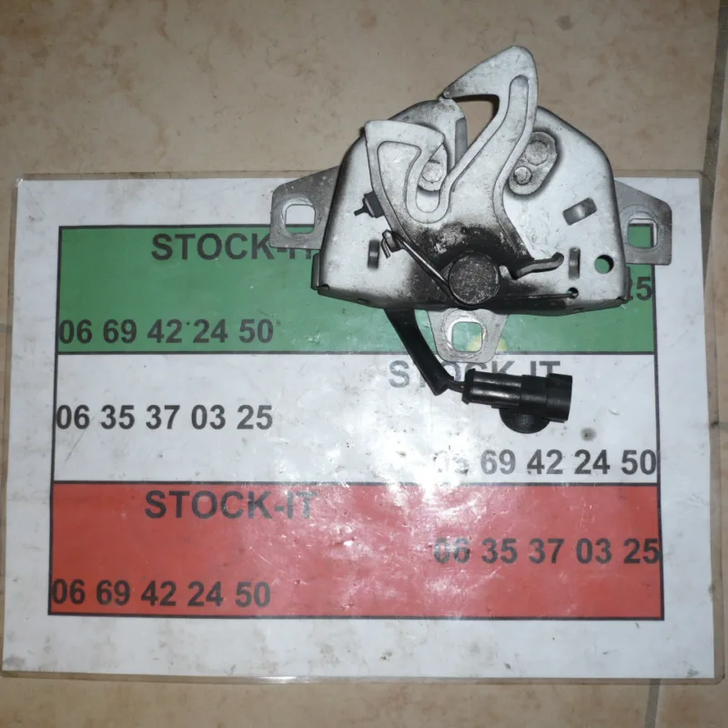 Serrure capot Avec contacteur alarme Alfa 166