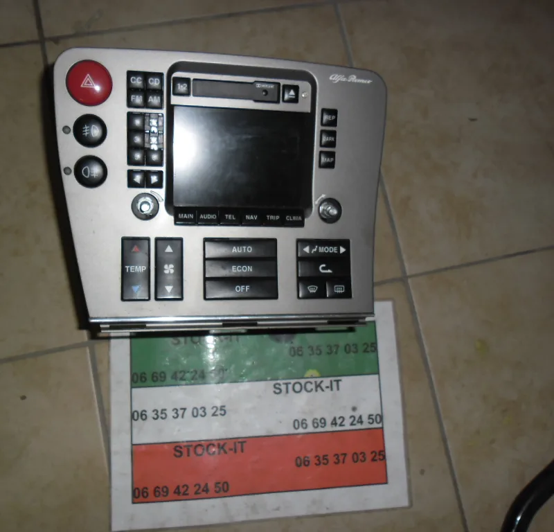 ICS Alfa 166 Avec GPS et téléphone