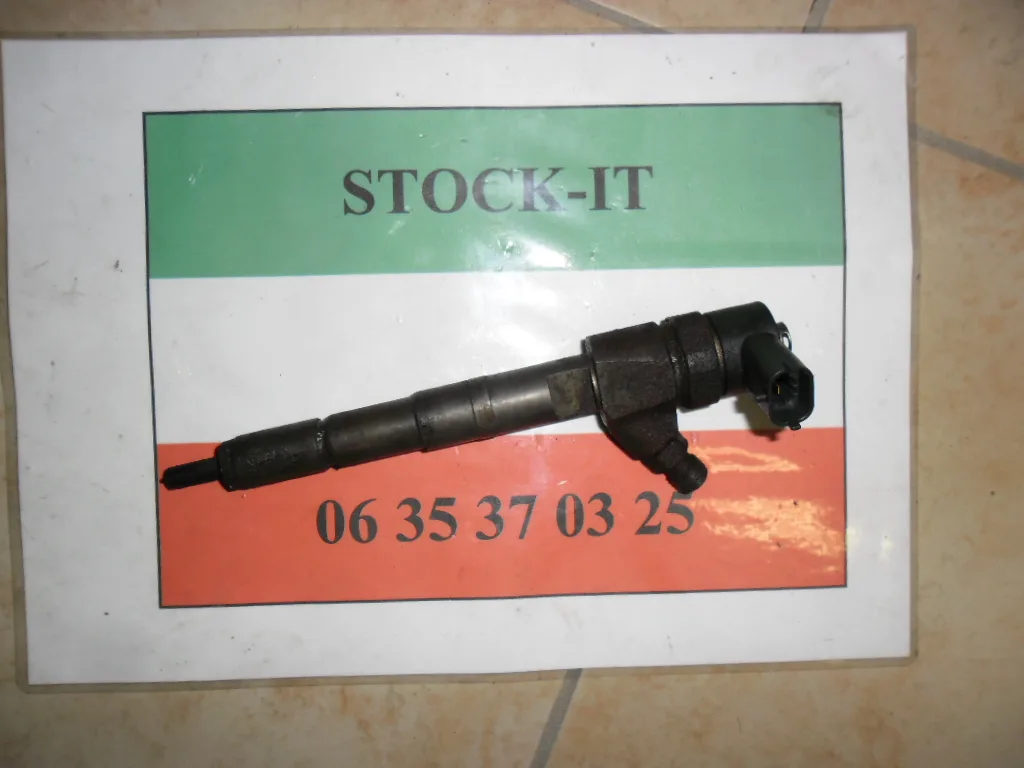 Injecteur 0 445 110 243