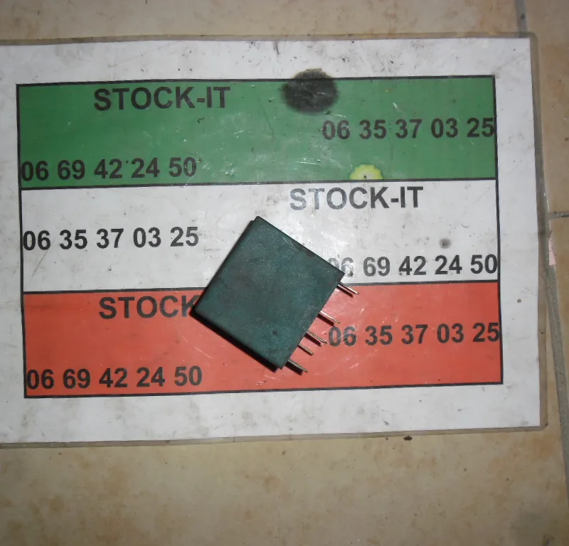 Boitier relais vert 60617164