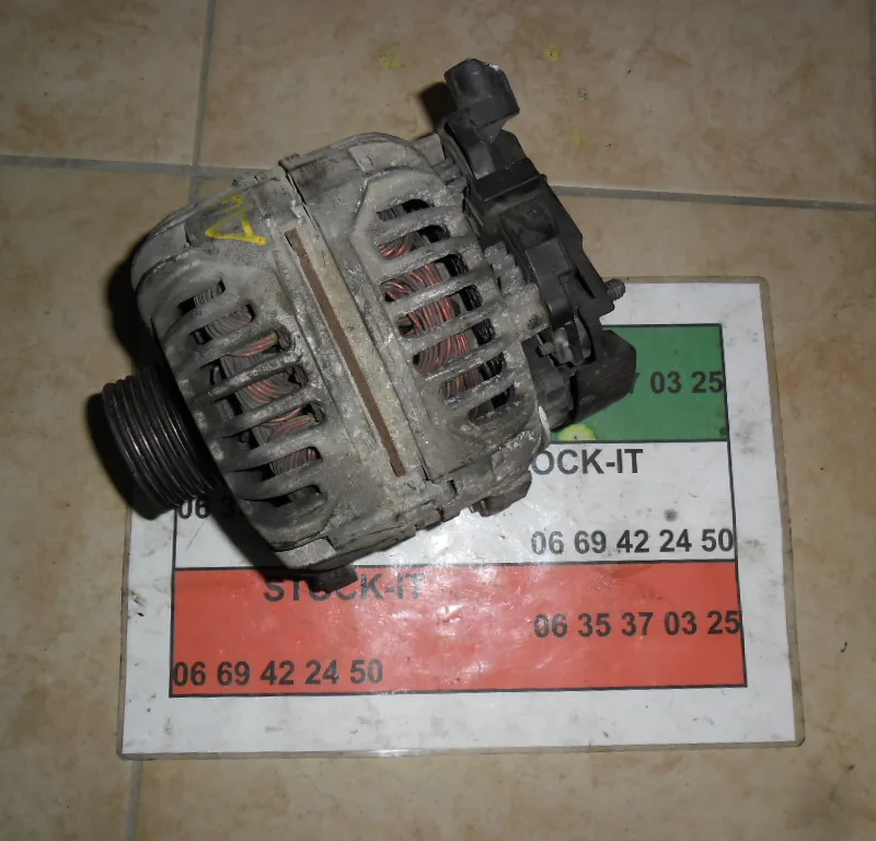 Alternateur V6 24v 2.5 / 3.0 / 3.2 L  0 124 515 090