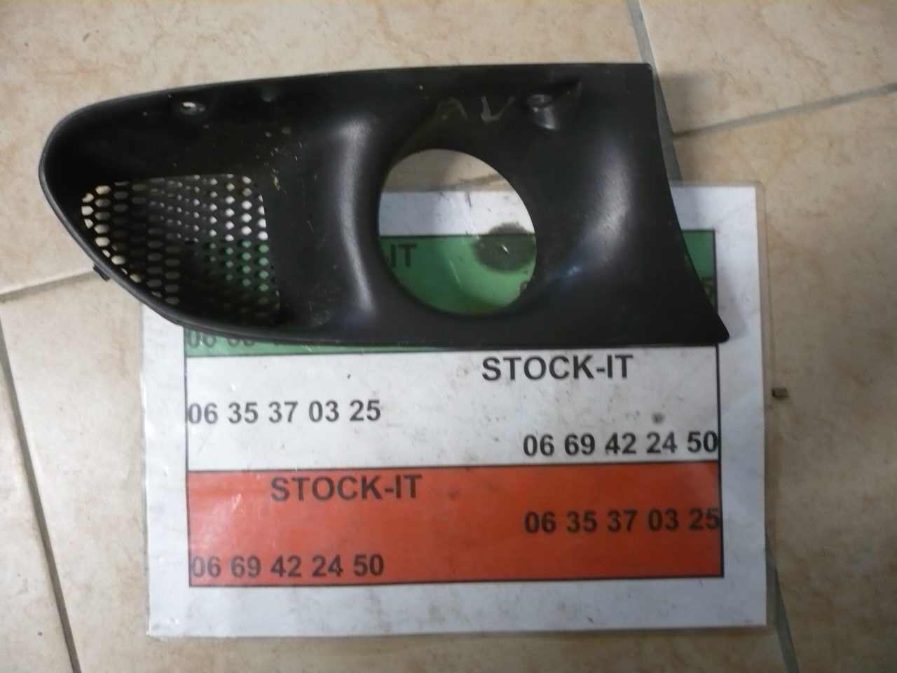 Cache antibrouillard droit Alfa 156 ph1