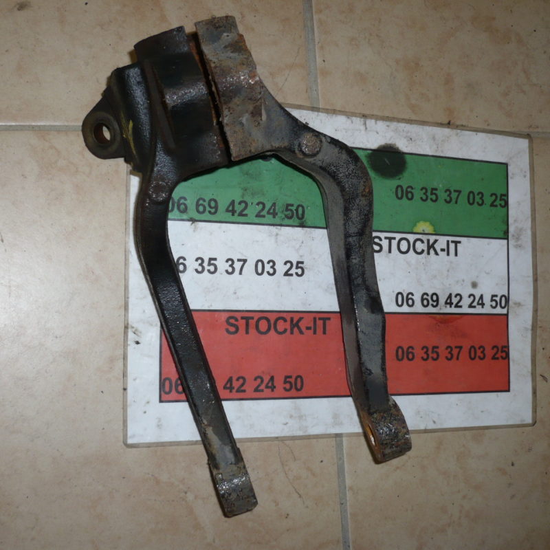 Support bas amortisseur droit Fonte Alfa 159