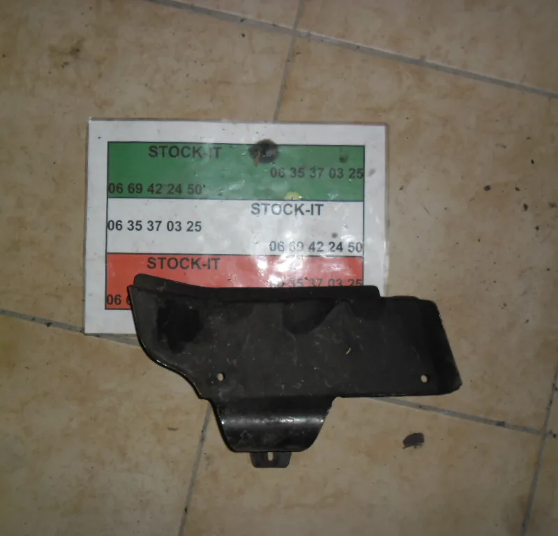Tole pare chaleur V6 longitudinal