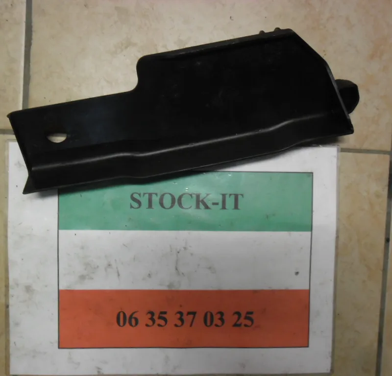 plastique malle droit 159