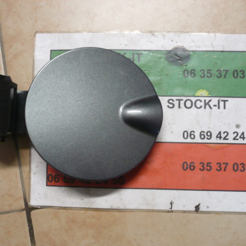 Trappe à carburant Gris afrique Alfa 147