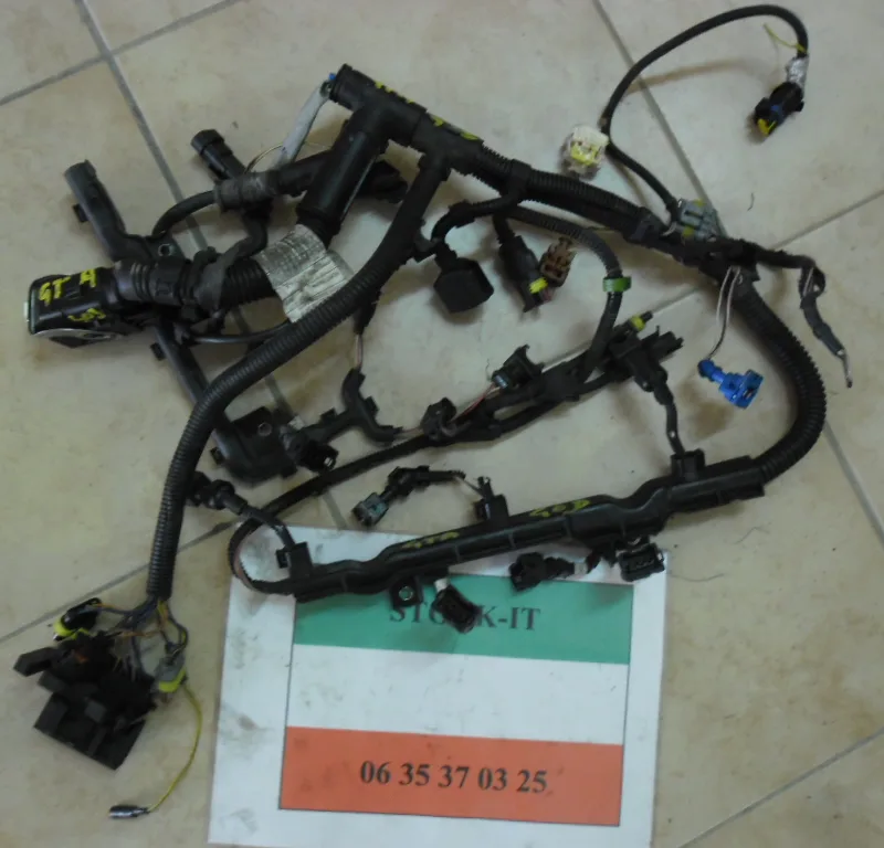Faisceau moteur - calculateur d'injection V6 24s CF3 et GTA 3.2