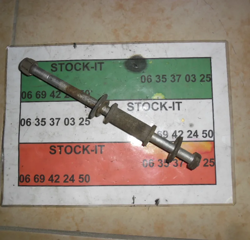 Boulon LONG Fusée arrière 147/156/GT