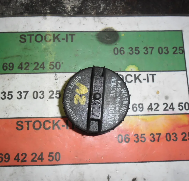 Bouchon carburant a vis pour modèles avant 2001