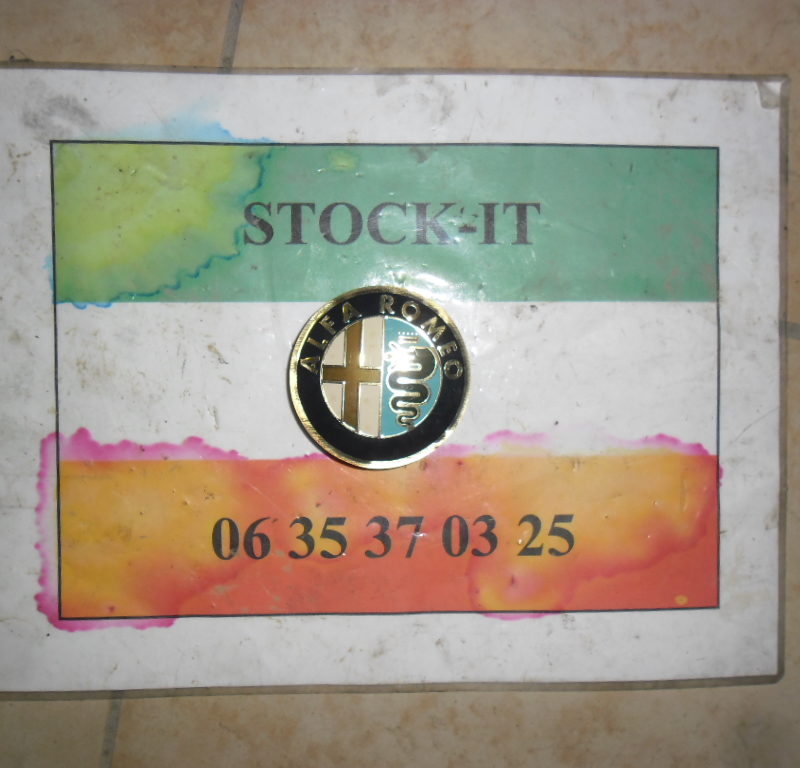 Logo de jante 159/Giulietta....(sigle macaron)
