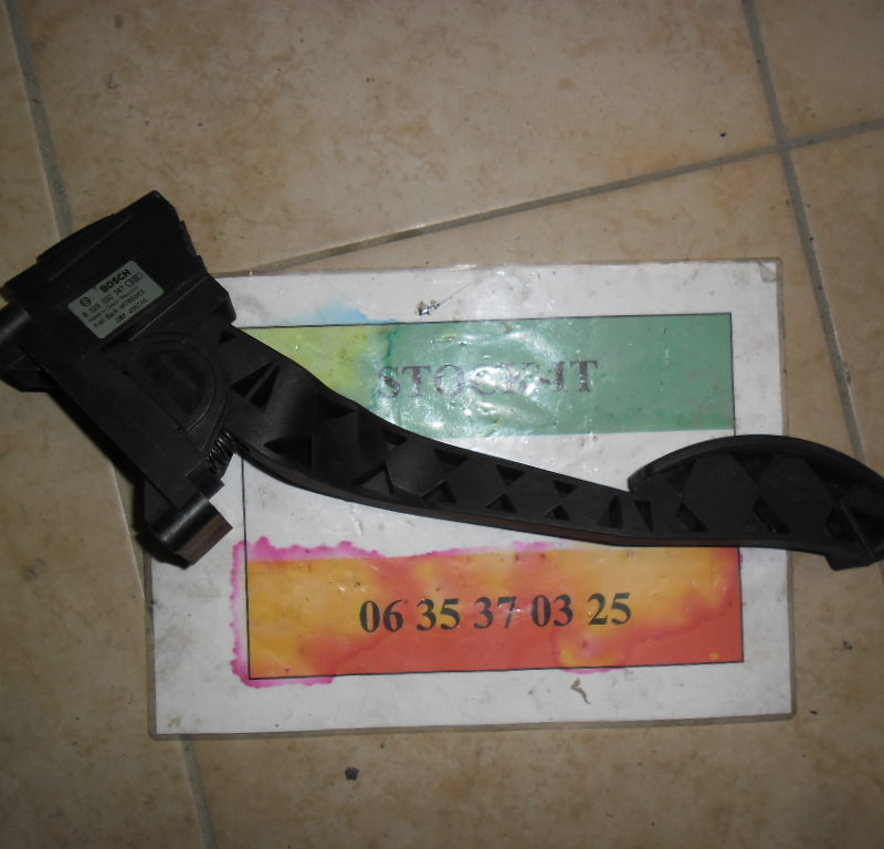 Pédale accélarateur 0 281 002 380