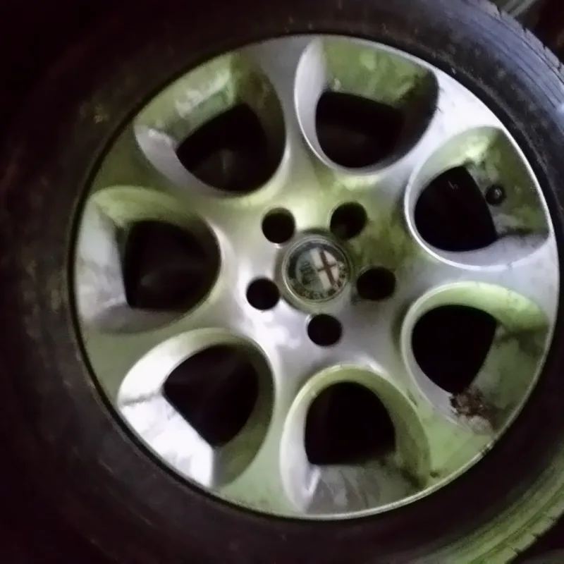 Jante alliage 16" 5X110 à l'unité avec pneu d'occasion (Alfa 159 - Giulietta)