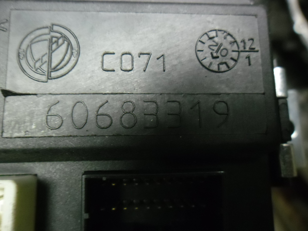 Boitier électronique de portière Alfa GT – Image 2