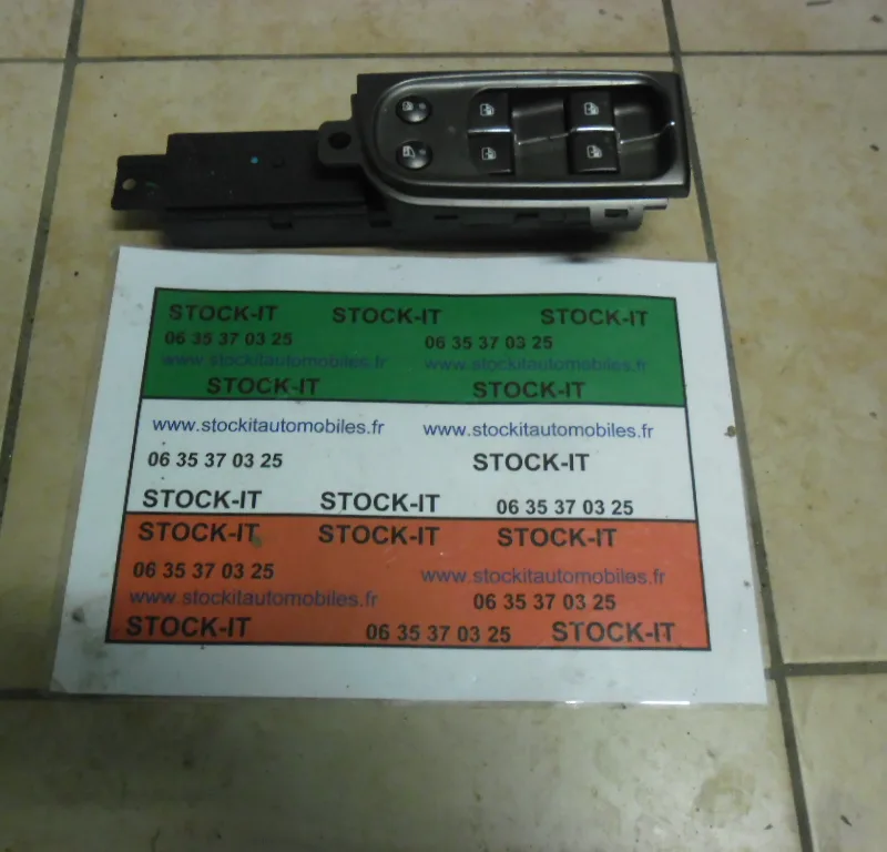 Commande de leve vitre Lancia Thesis