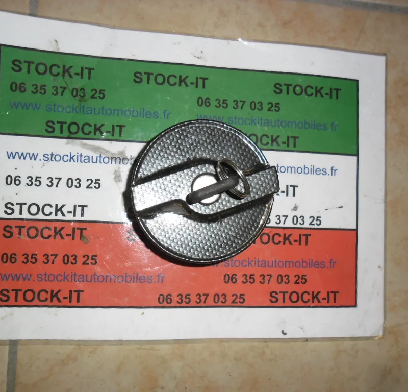 Bouchon de réservoir 75 V6 et Turbo avec clef