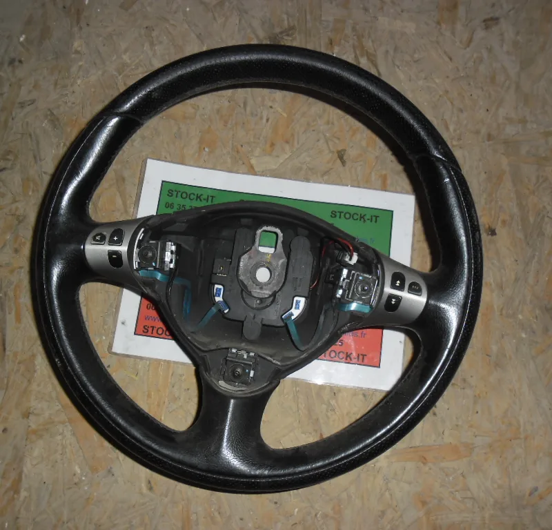 Volant Alfa 147 distinctive