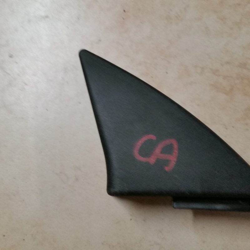 Cache vis rétroviseur gauche GT