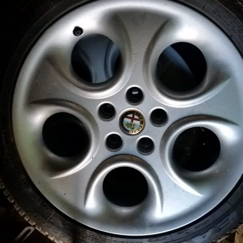 Jante alliage 17" Alfa 166 (vendue sans pneu)