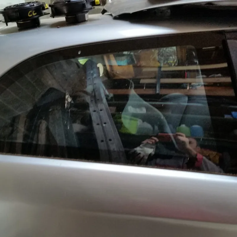 Vitre Arrière droite Alfa 147 3 portes