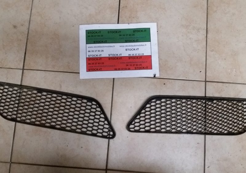 Grilles de parechoc 147 >2004