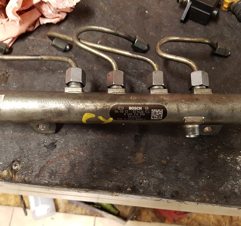 Common rail 1.9 JTD 150 CF4 rampe injection