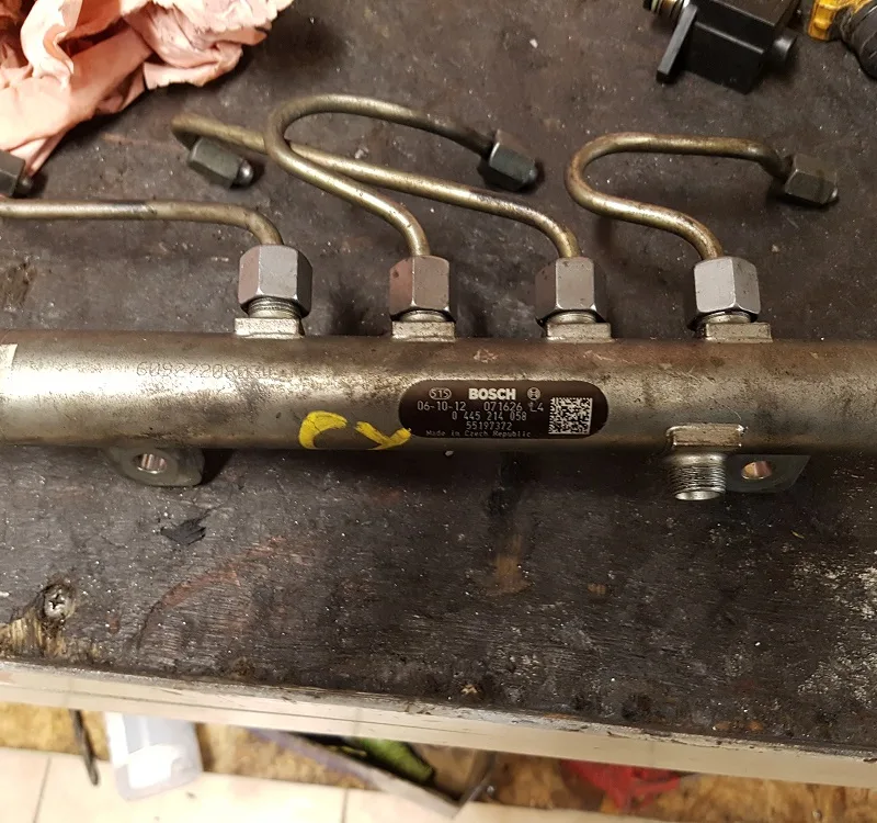 Common rail 1.9 JTD 150 CF4 rampe injection