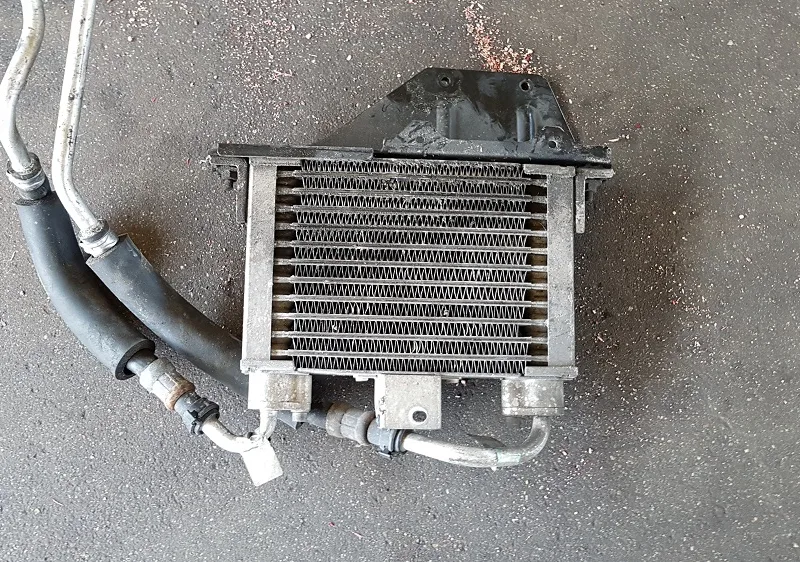 Radiateur de D.A. pour 156/147/GT V6 3.2 (raccords symétriques)