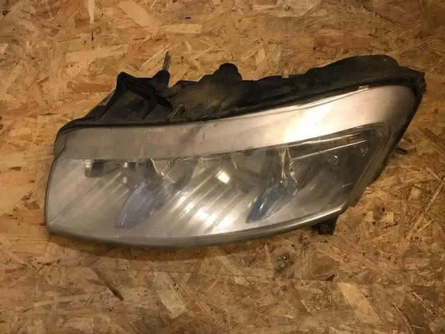 Phare avant gauche Fiat stilo
