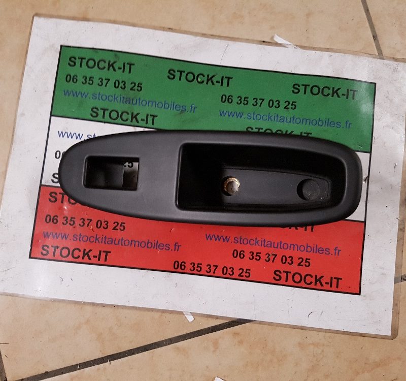 Platine support de bouton de lève vitre passager 159 Noire