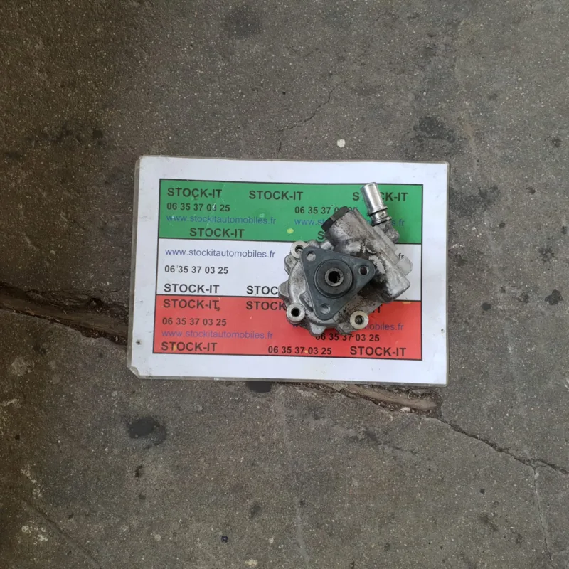 pompe de direction assistée Lancia Thesis 2.4L