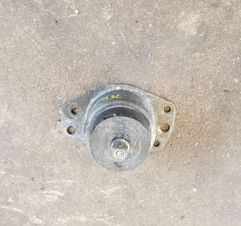 Support moteur Droit V6 2.5 et GTA