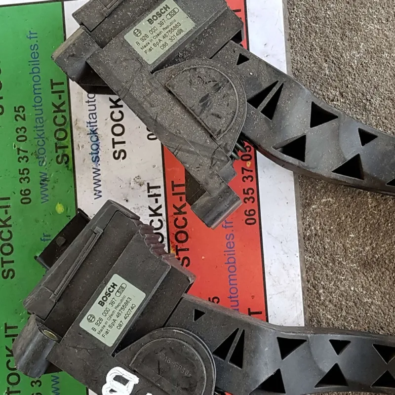 Pédale d'accélérateur 46755863      B928000387