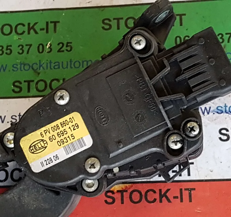 Capteur pédale accélérateur 6 PV 008 860 01