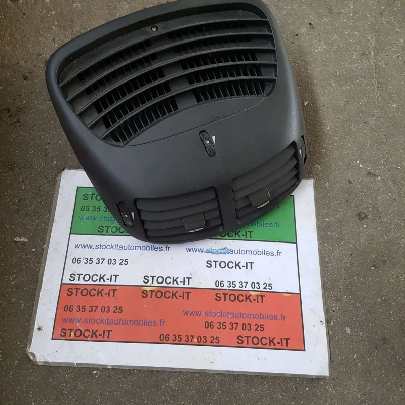 Aérateur supérieur de tableau de bord 147 GT