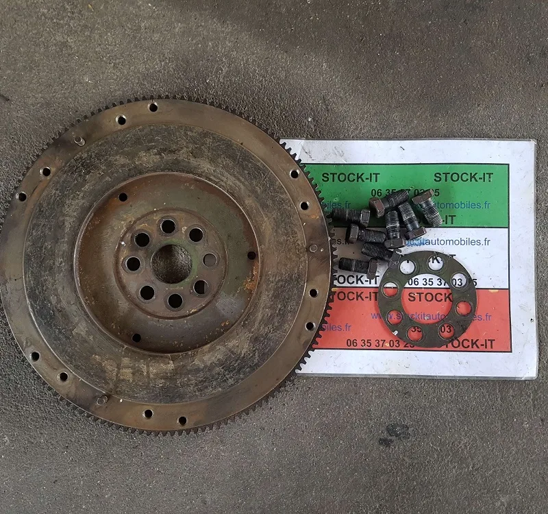 Volant moteur 147/156 GTA 12 trous de fixations embrayage