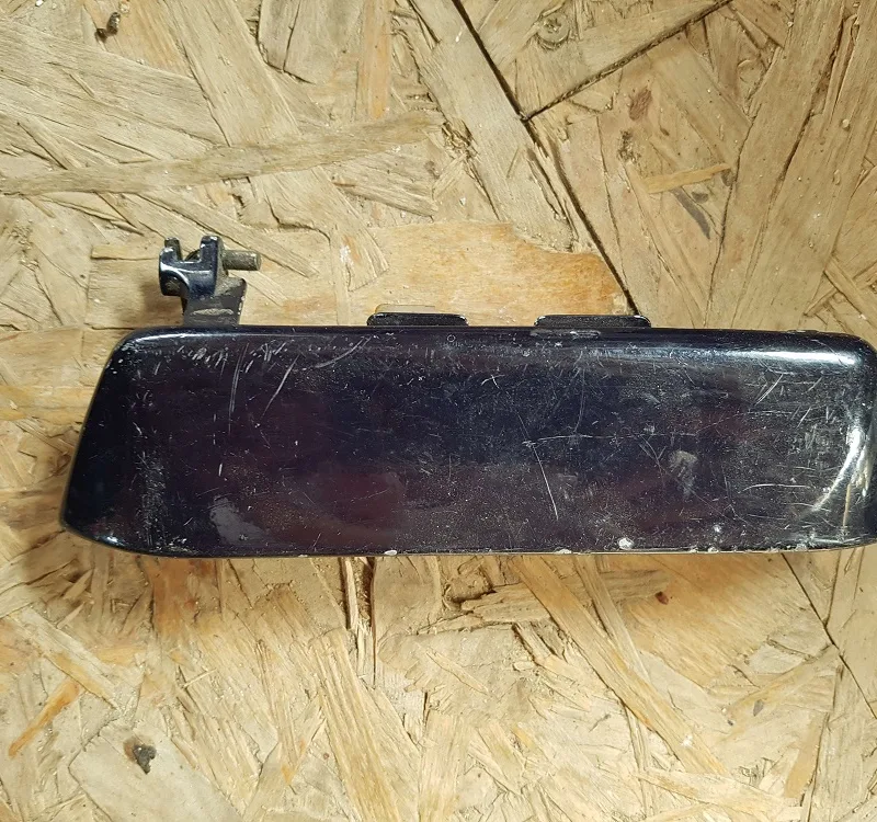 Poignee de porte exterieure Arrière Droite 164