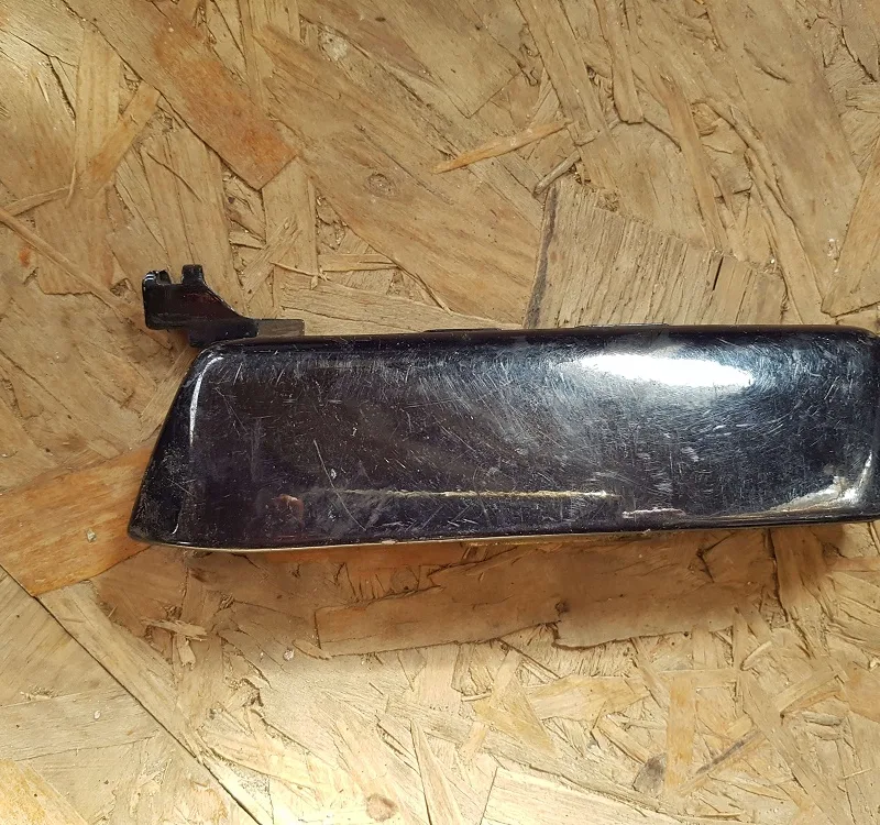 Poignee de porte exterieure Avant Droite 164