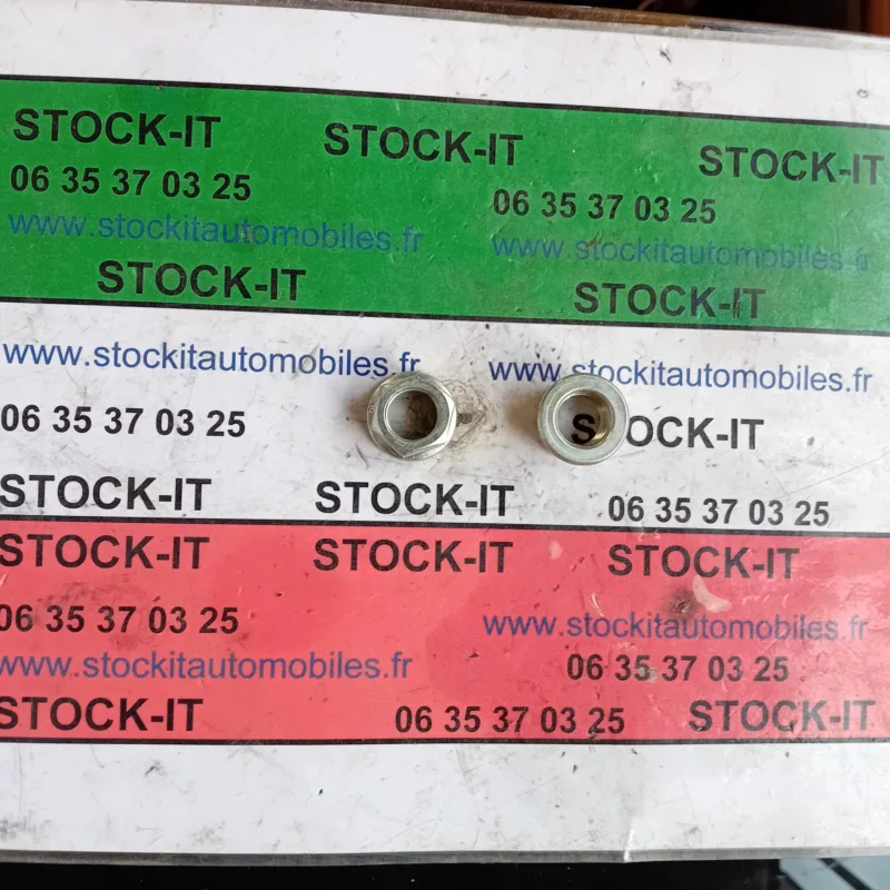 50500429 	ECROU suspension avant