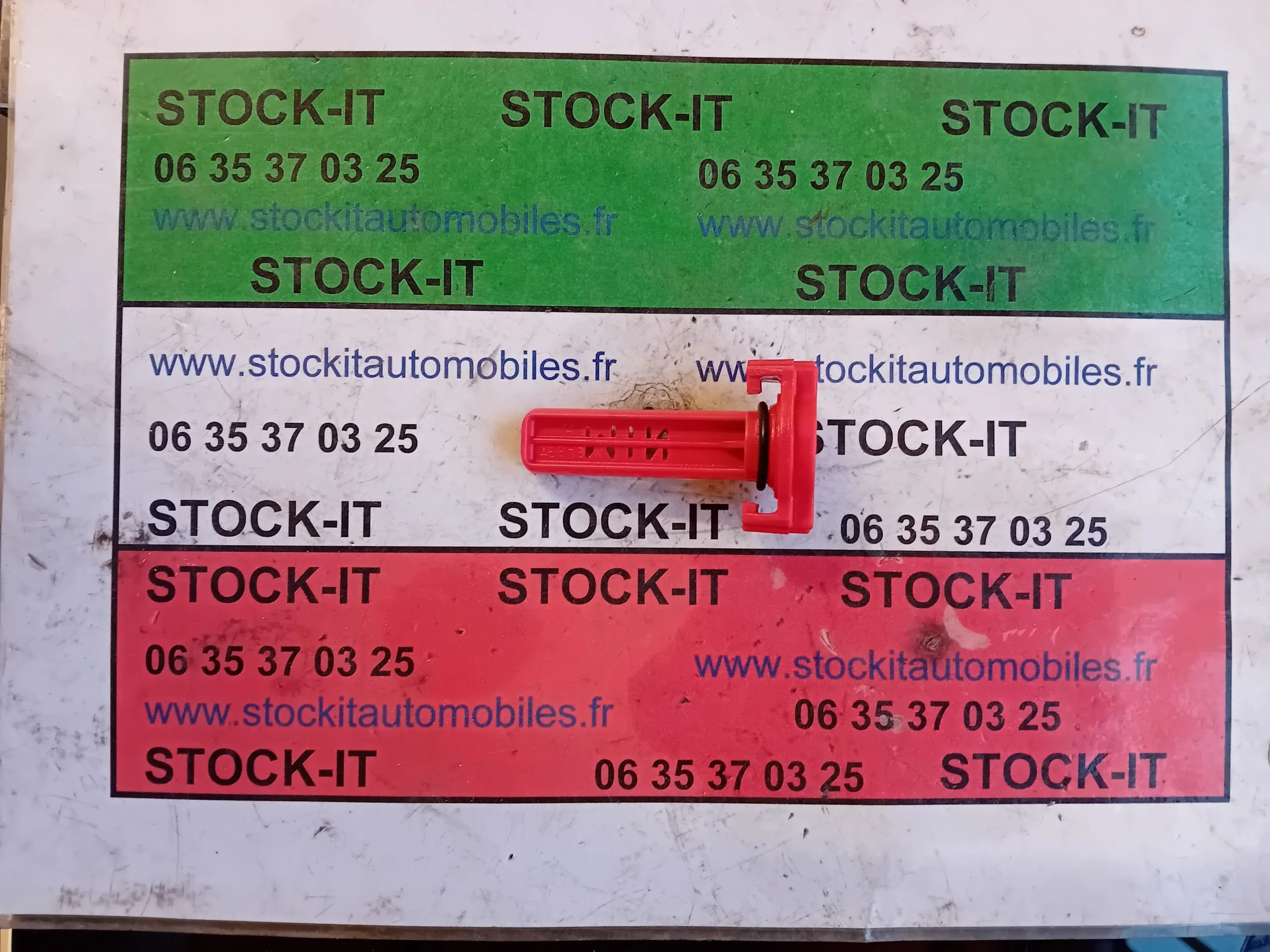 5890821 BOUCHON