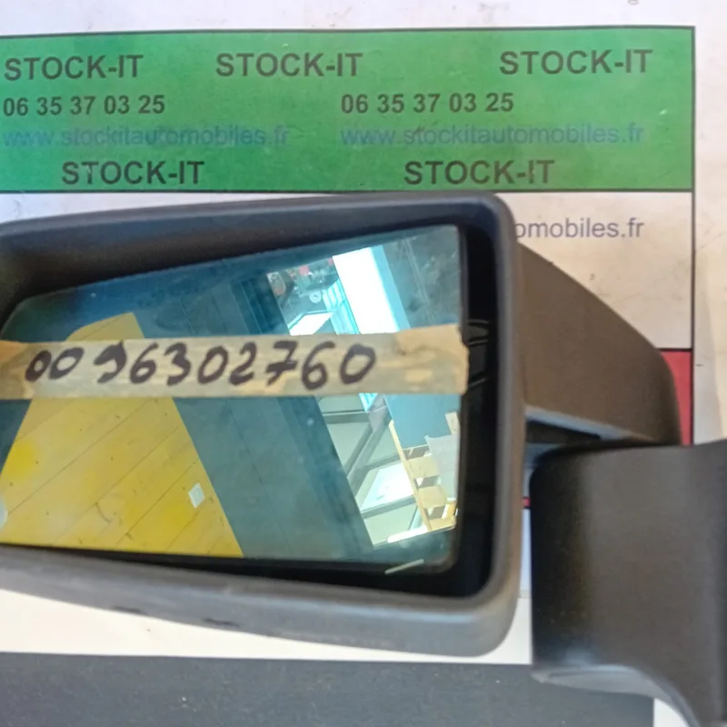 60742032 RÉTROVISEUR