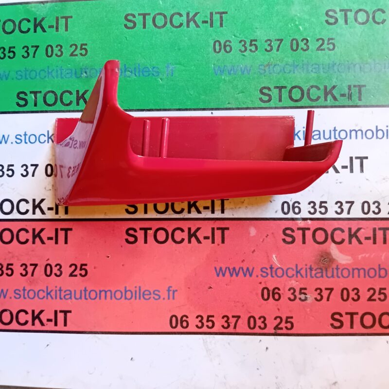 1612478306 Aile de moulage avant droit