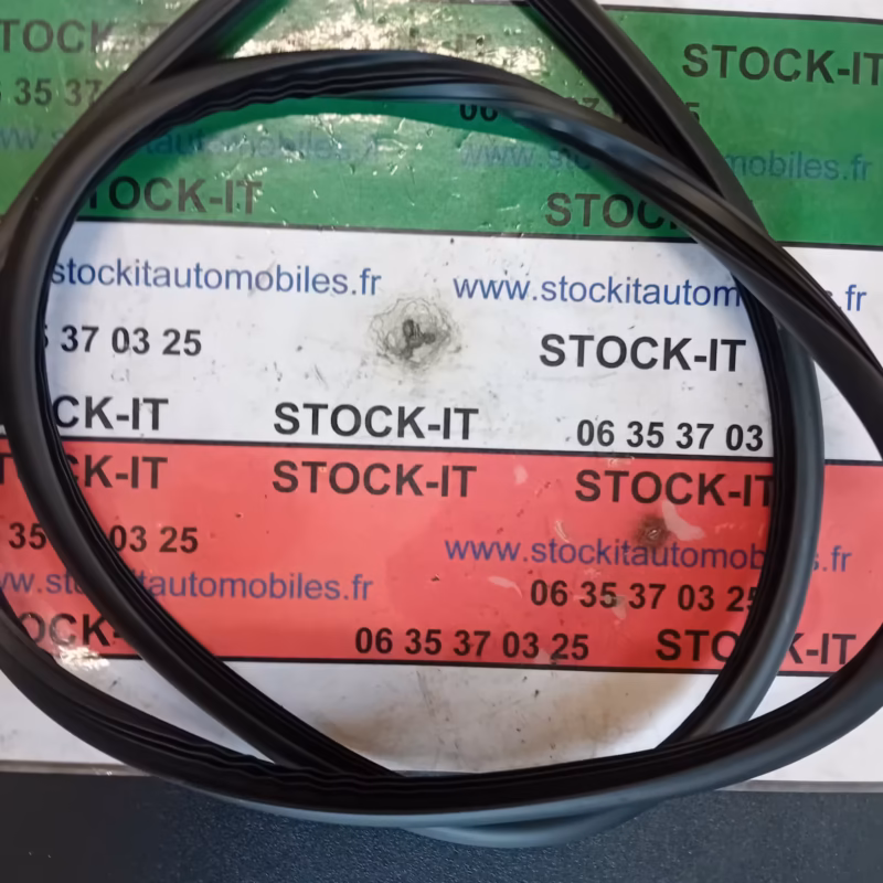 60701916 	JOINT Lunette arrière