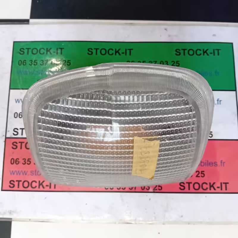 Alfa Romeo Alfasud avant gauche signal de virage à gauche Carello 701987