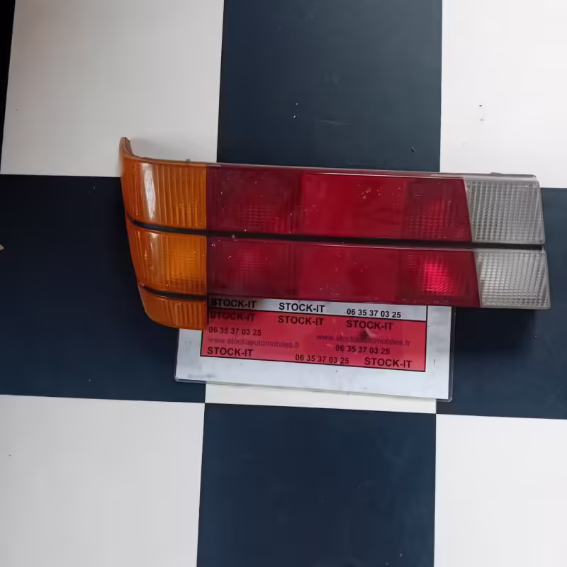Phares Feux Arrière Droite Orig alfa Romeo 75