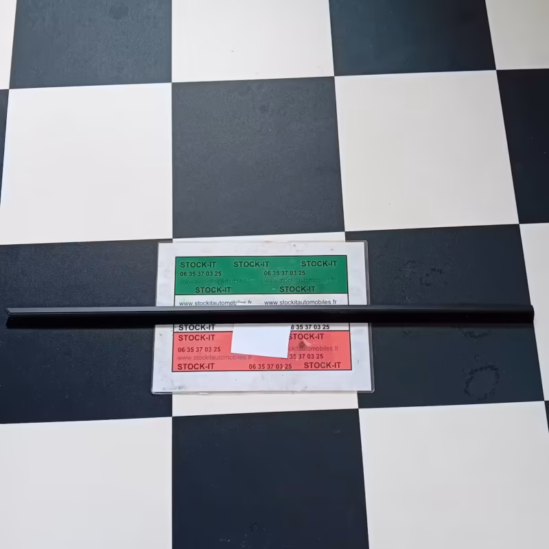 60527741 PROFILE PORTE AVANT DROITE ALFA 75