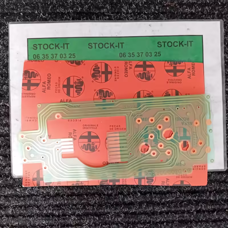 9943912 	CIRCUIT IMPRIME